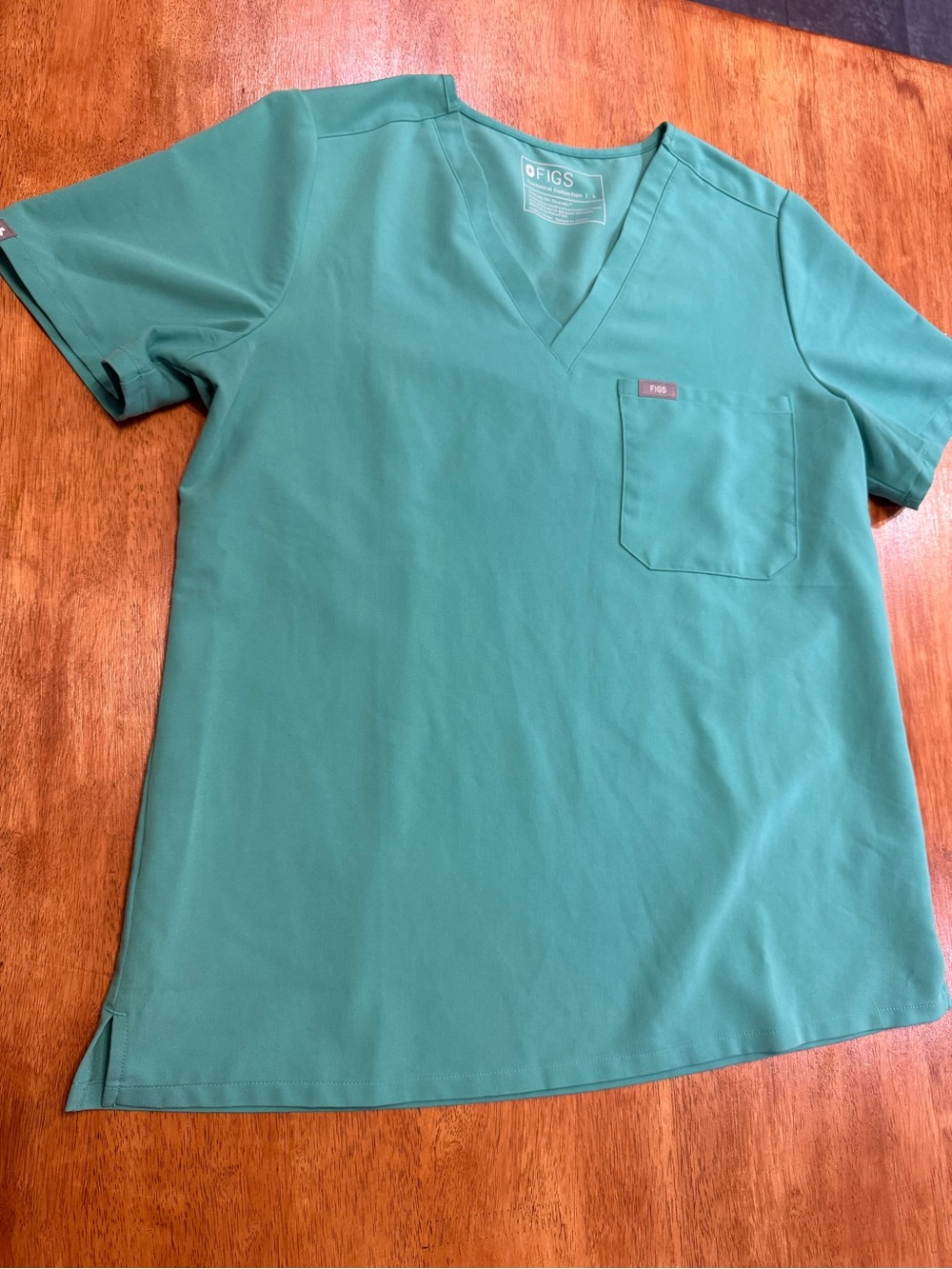 Figs Women’s Catarina large Surgical Green